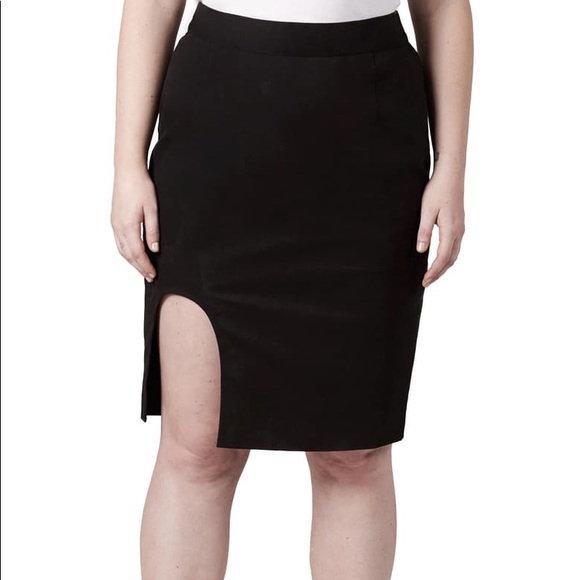 Universal Standard Dresses & Skirts - Universal Standard Pencil Skirt